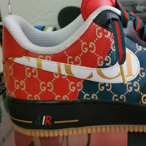 Fully customized "GUCCI" Air Force 1 07'S - Picture 3 of 7